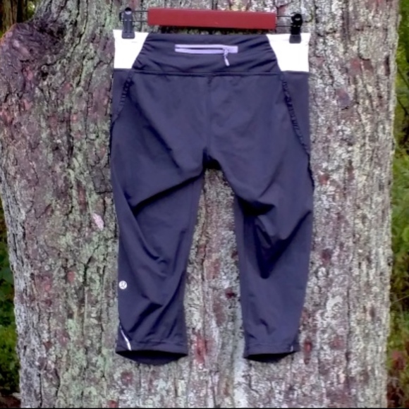 LULULEMON ATHLETICA Cropped Leggings Blk+Grey - Picture 3 of 6